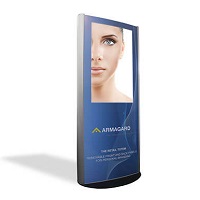 Totem multimediali per interni | I totem multimediali per interni Armagard sono soluzioni ideali per il digital signage, facili da personalizzare con il vostro logo