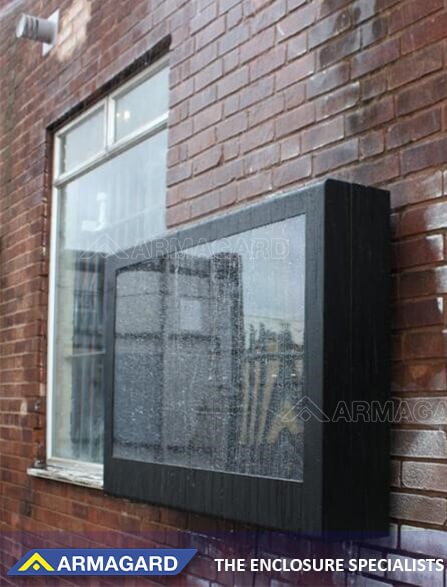 Custodia TV da esterno impermeabile fissata a parete all'aria aperta